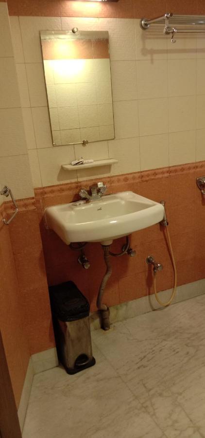 Hotel Aston Kolkata Luaran gambar